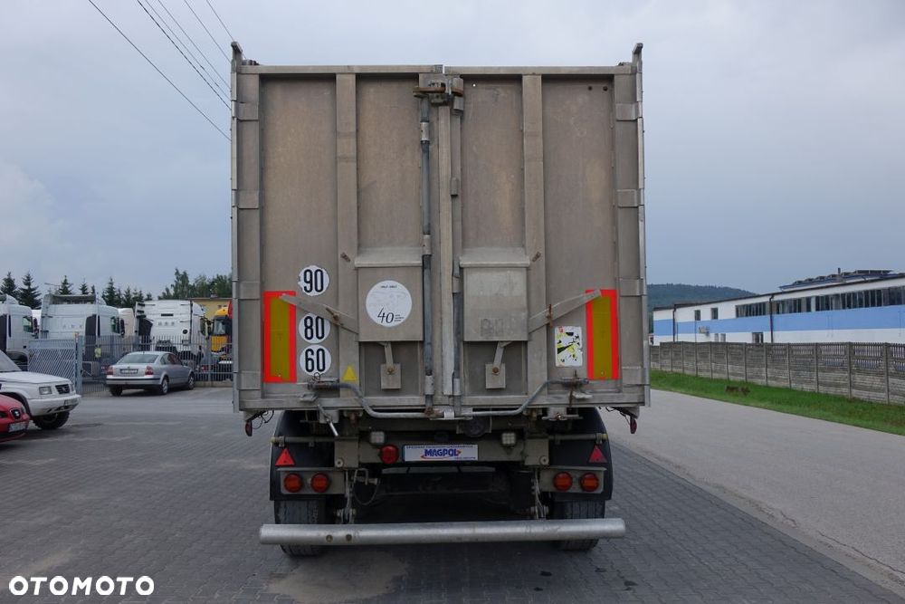 Benalu WYWROTKA 48m3 / ALUMINIOWA /OSIE MERCEDES /OŚ PODNOSZONA / SZYBER ZBOŻOWY - 5