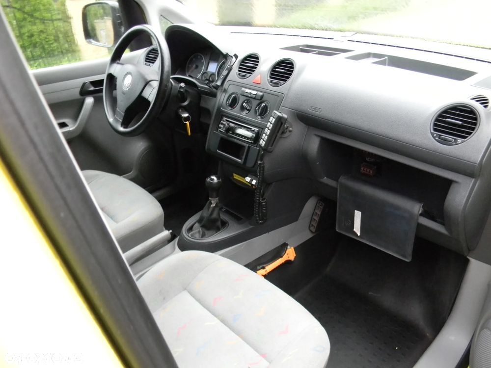Volkswagen Caddy - 16