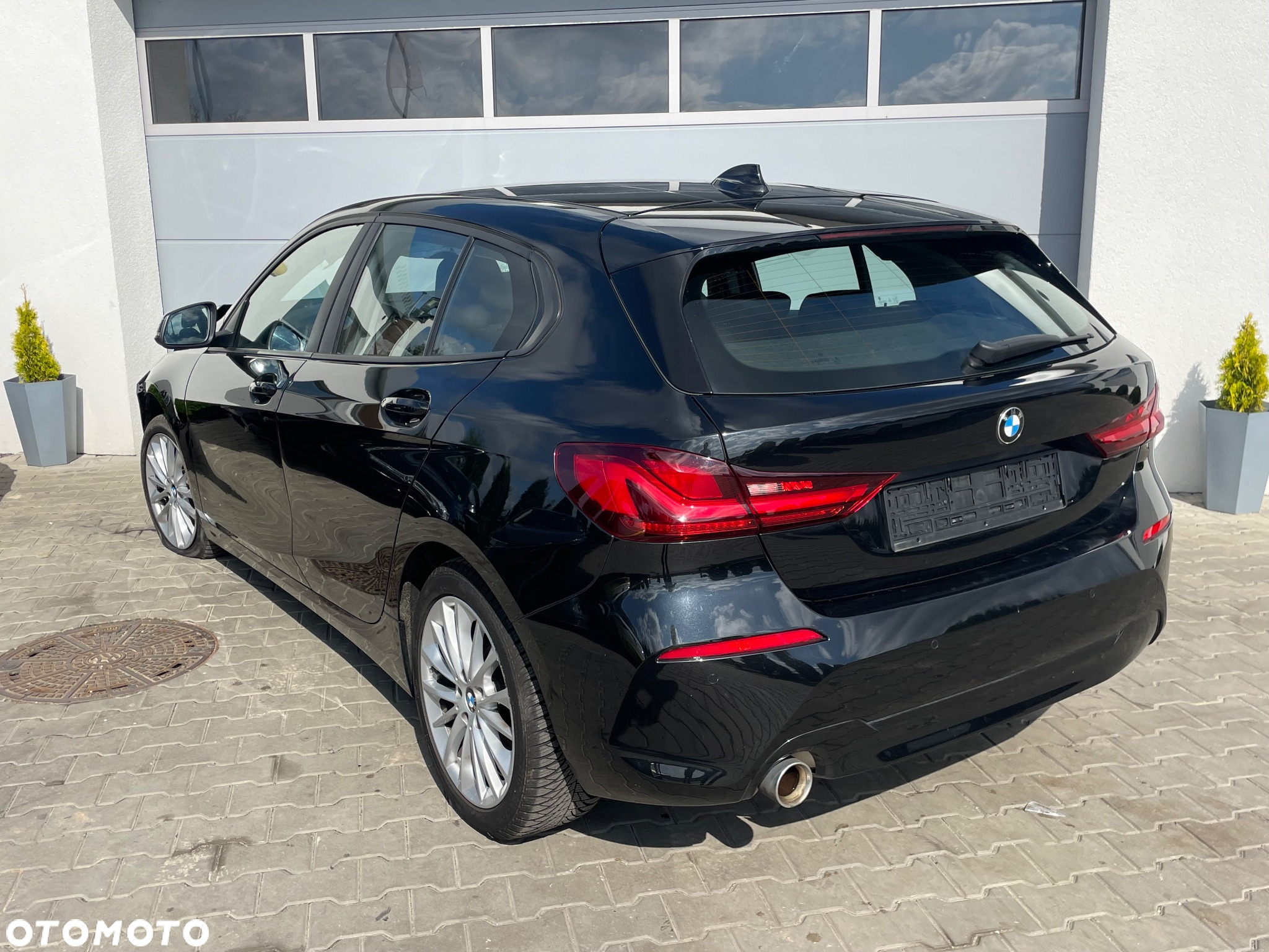BMW Seria 1 118i - 4