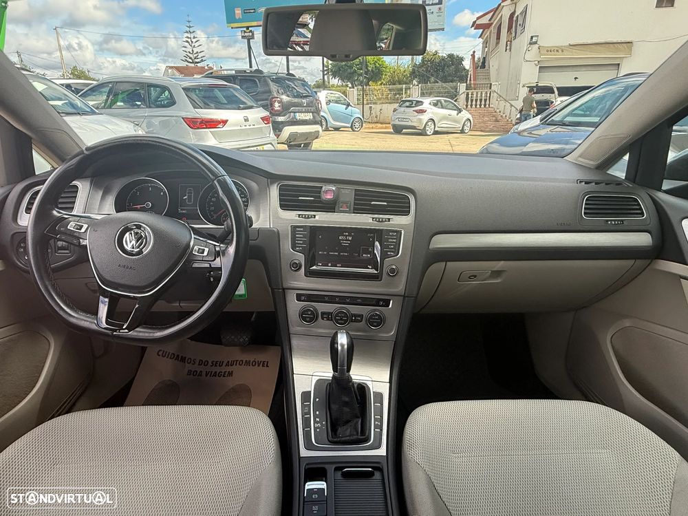 VW Golf Variant 1.6 TDi Confortline DSG - 20