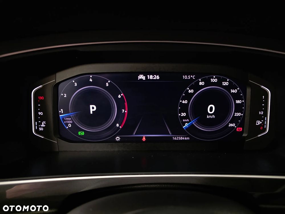 Volkswagen Tiguan Allspace - 16