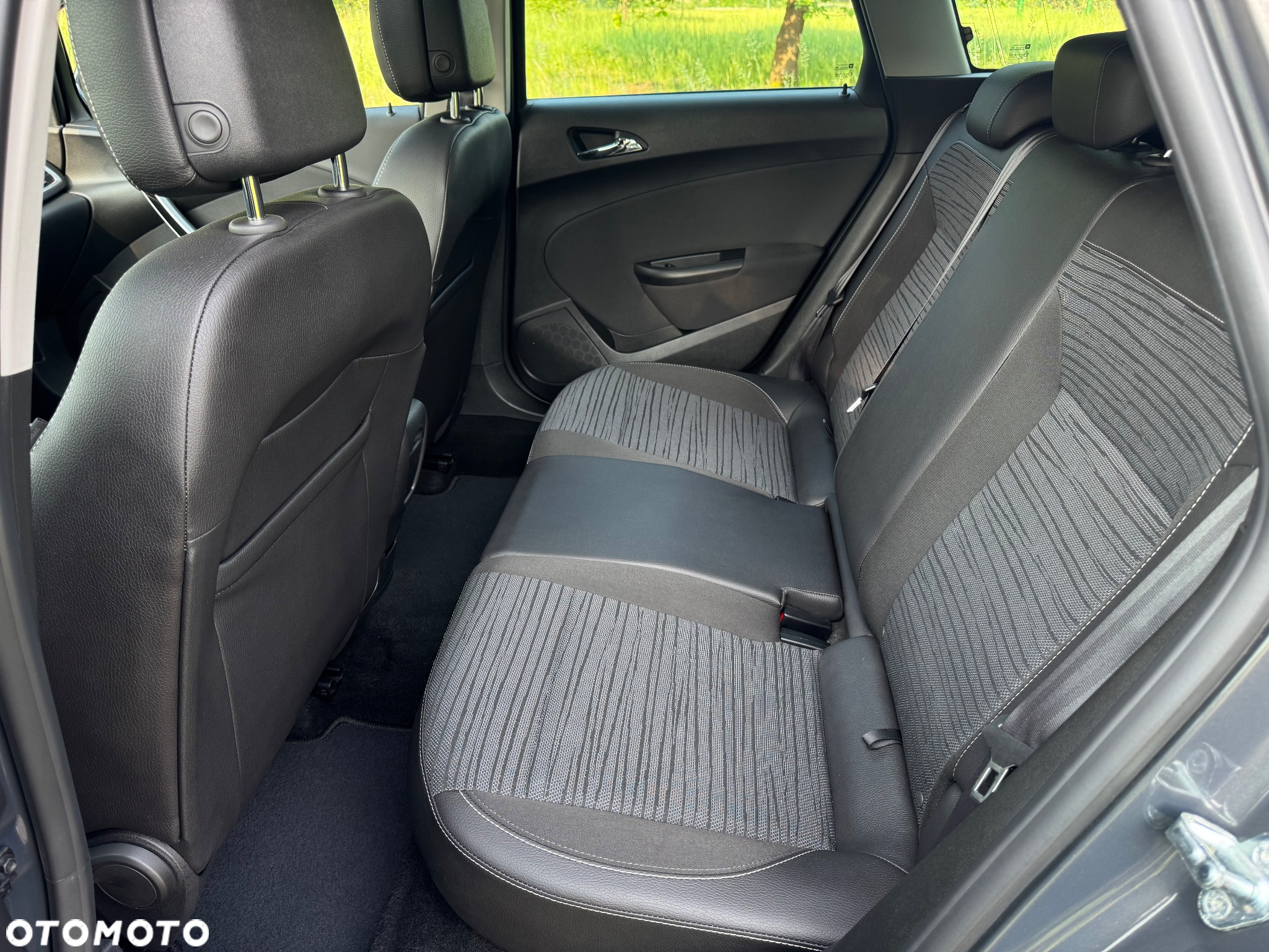 Opel Astra IV 1.4 T Energy EU6 - 17