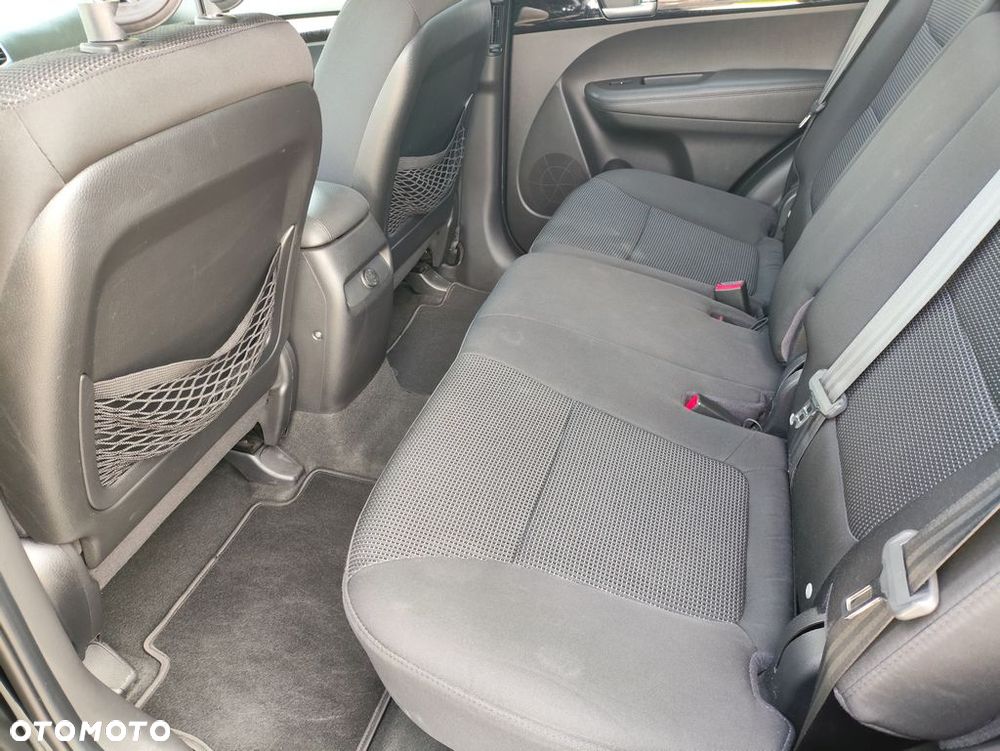 Kia Sorento - 8