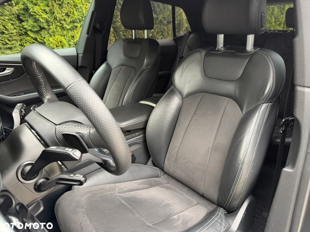 Audi Q8 50 TDI mHEV Quattro Tiptronic - 33