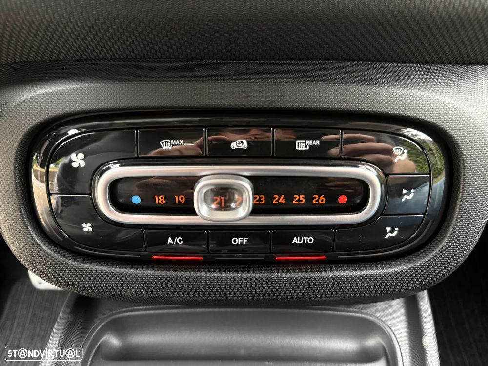 Smart ForTwo Coupé EQ Brabus Style - 26
