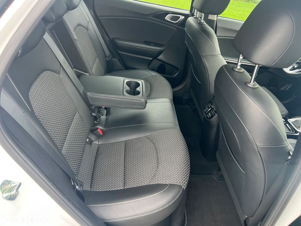 Kia XCeed 1.6 GDI DCT6 OPF SPIRIT - 32