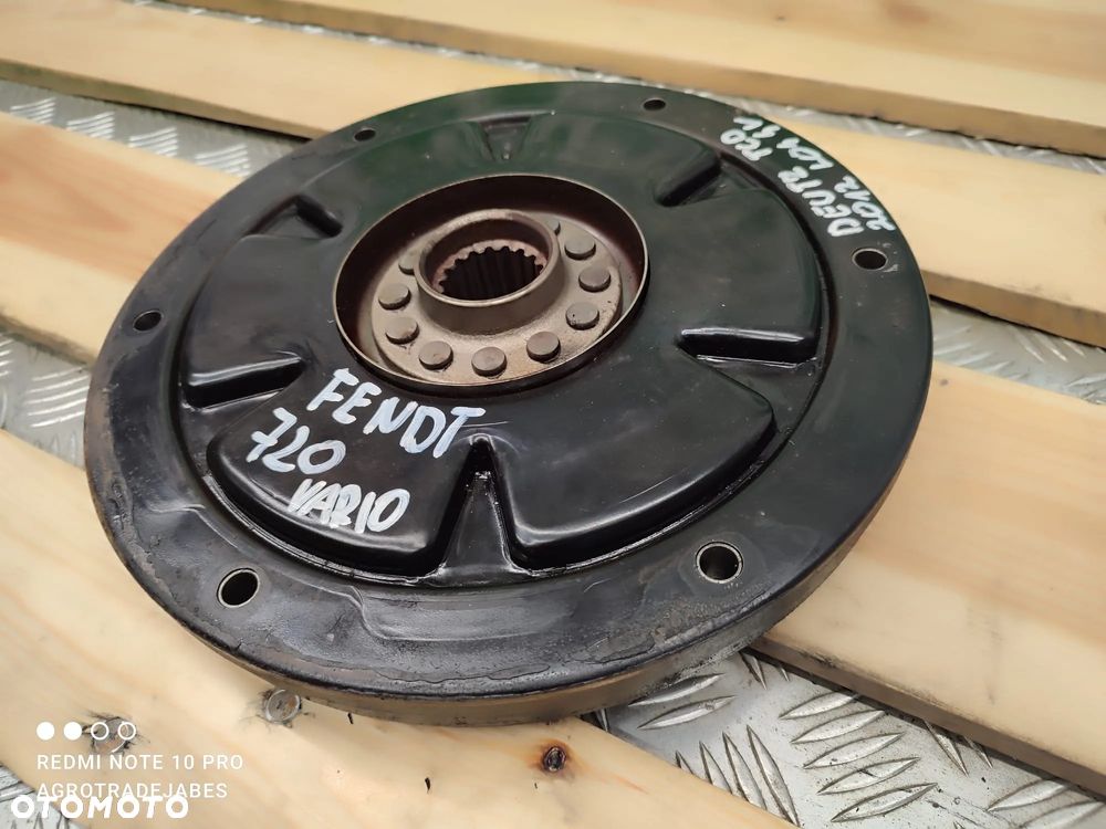 Tłumik drgań E835100420010 silnika TCD 2012 L04 4v FENDT 720 VARIO - 2