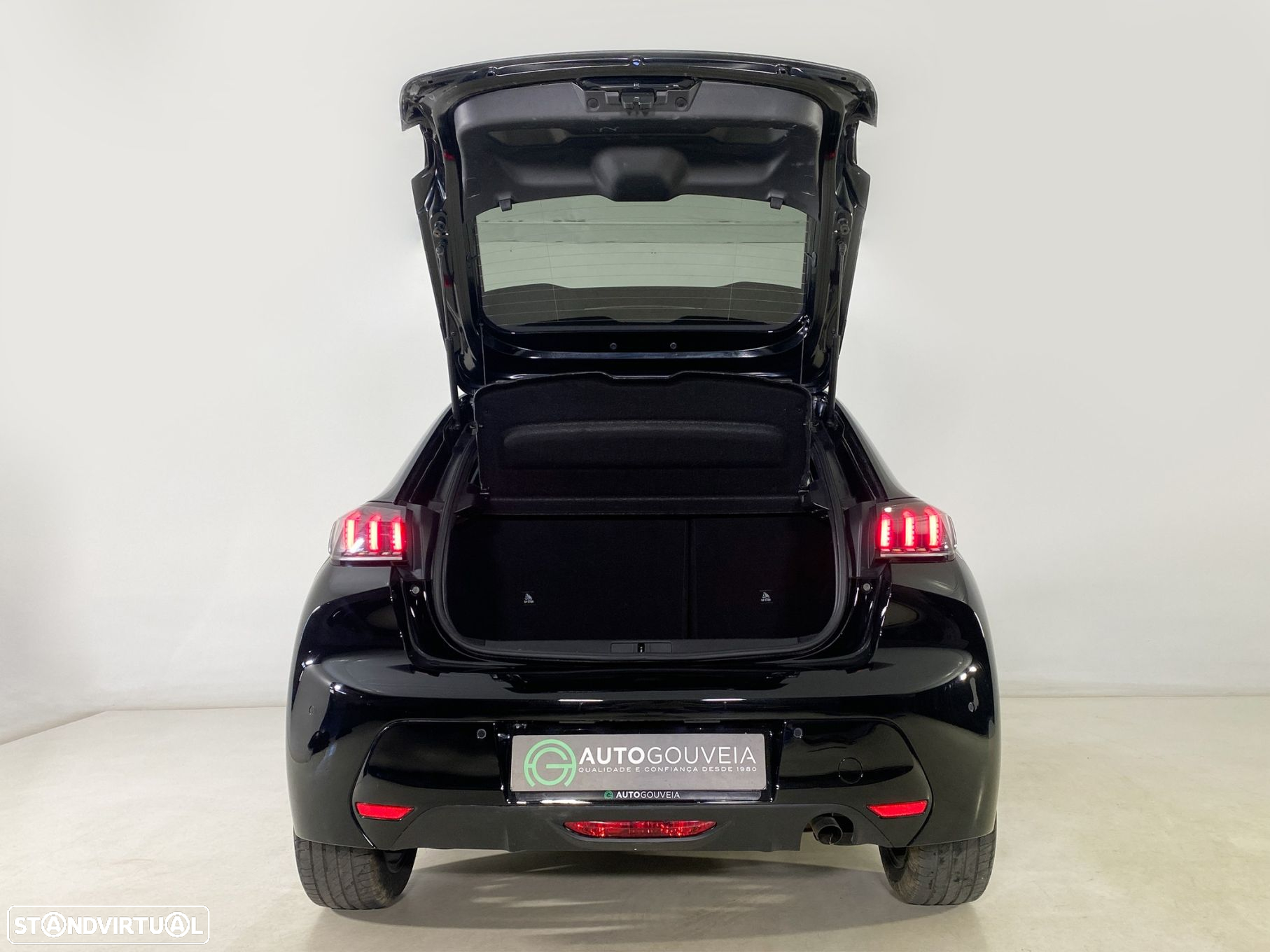 Peugeot 208 1.2 PureTech Allure Pack EAT8 - 7