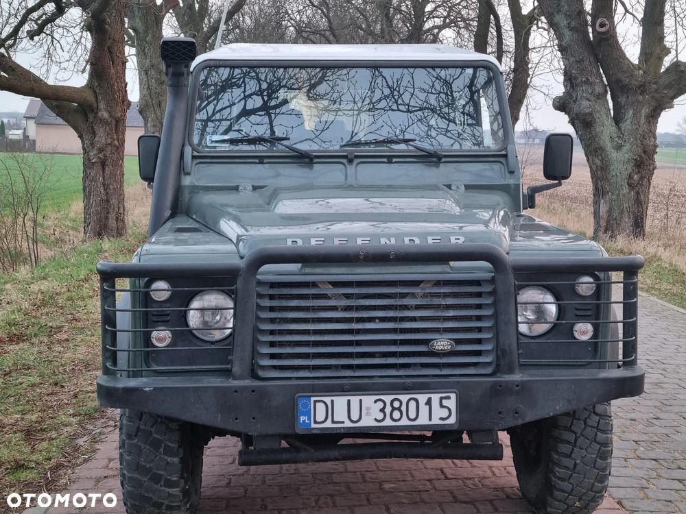Land Rover Defender - 6