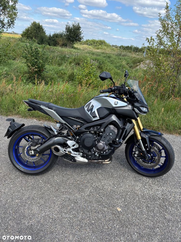 Yamaha MT - 8