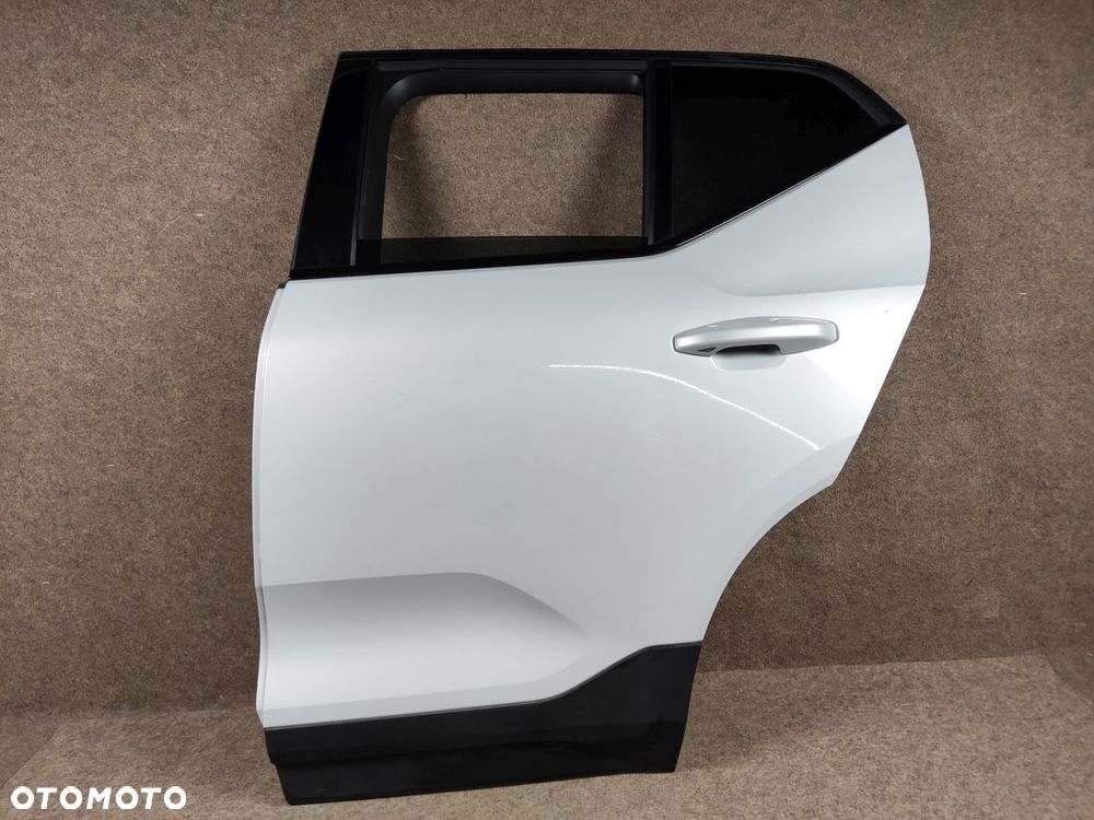 VOLVO XC40 17-21r Drzwi Lewy Tył - 2
