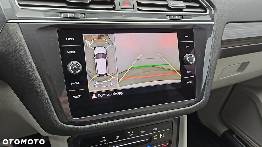 Volkswagen Tiguan Allspace - 21