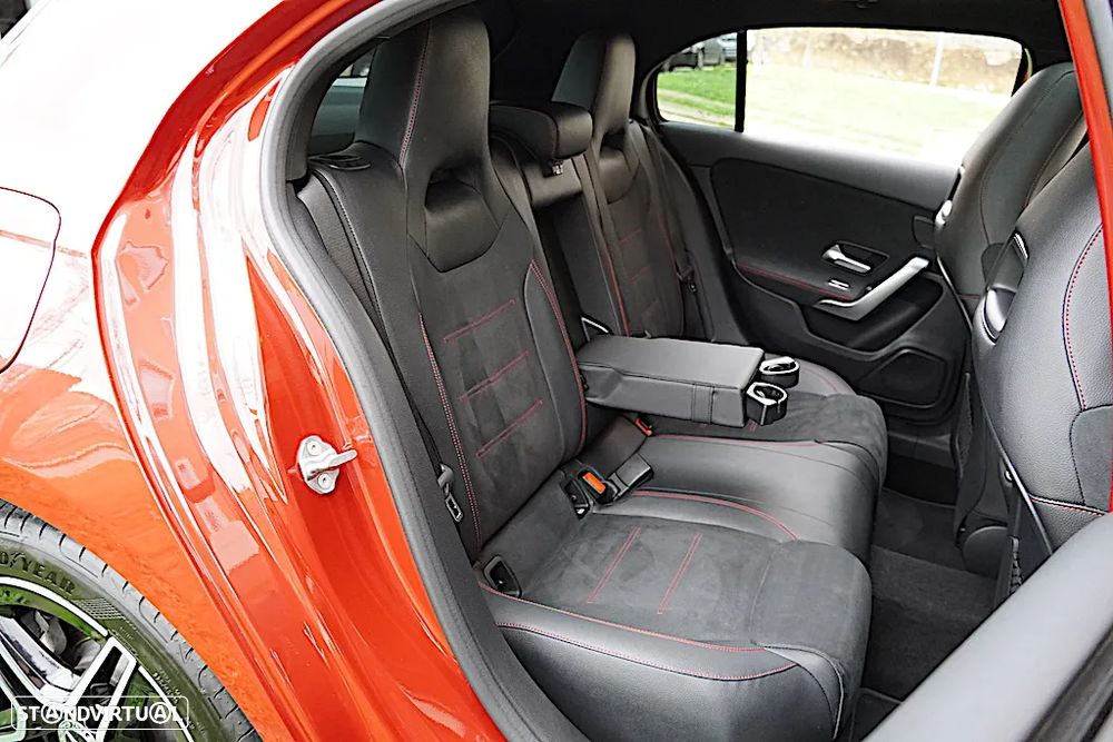 Mercedes-Benz A 250 e AMG Line - 22