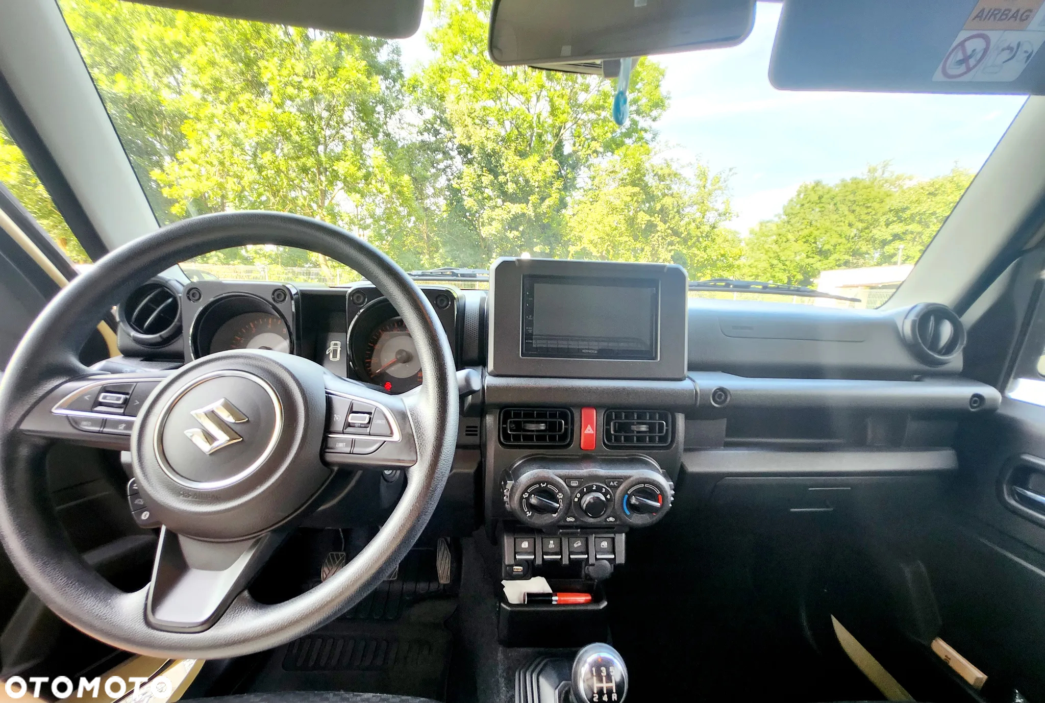 Suzuki Jimny - 11