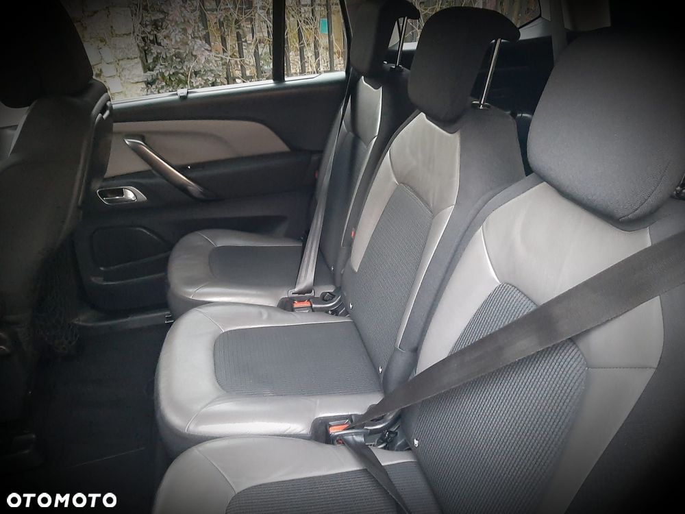 Citroën C4 Grand Picasso BlueHDi 120 EAT6 Exclusive - 17