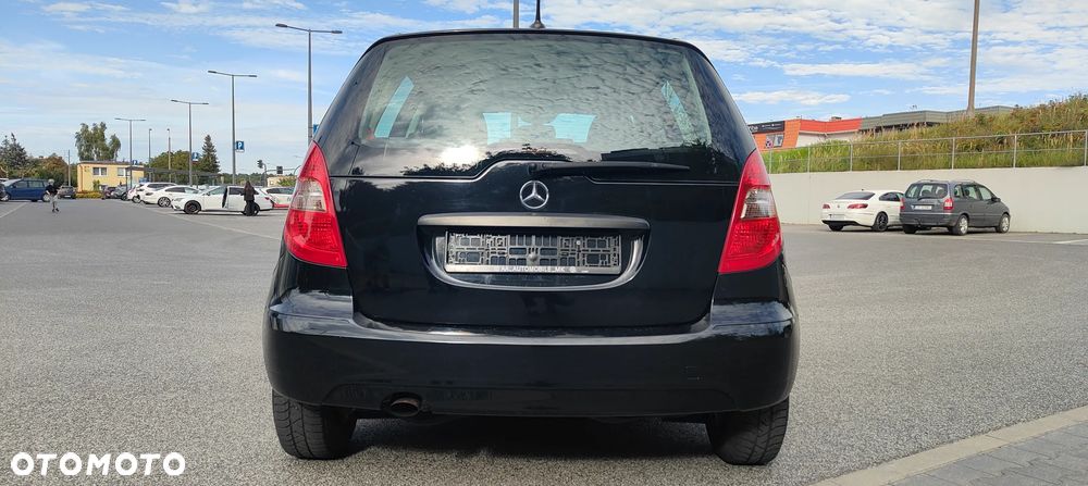 Mercedes-Benz Klasa A 160 BlueEFFICIENCY Elegance - 12
