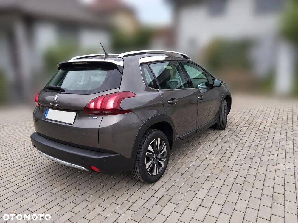 Peugeot 2008 - 4