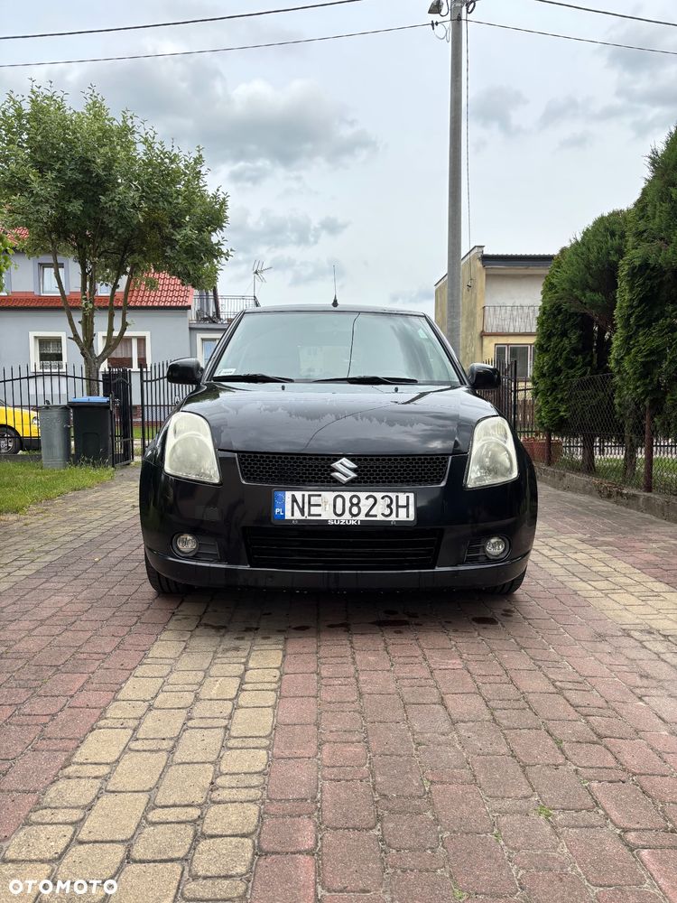 Suzuki Swift 1.5 GLX Sport - 1
