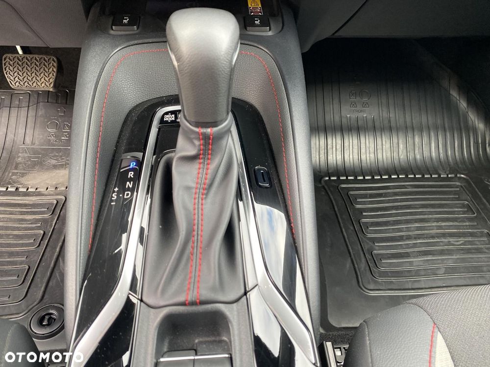 Toyota Corolla 2.0 Hybrid GR Sport Dynamic - 23