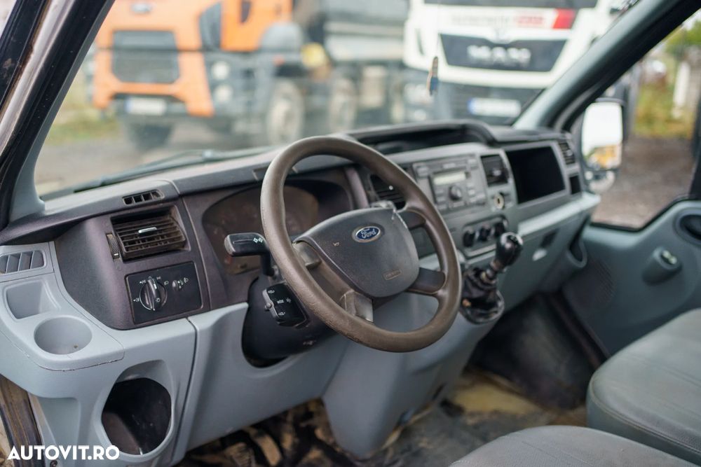 Ford TRANSIT - 13