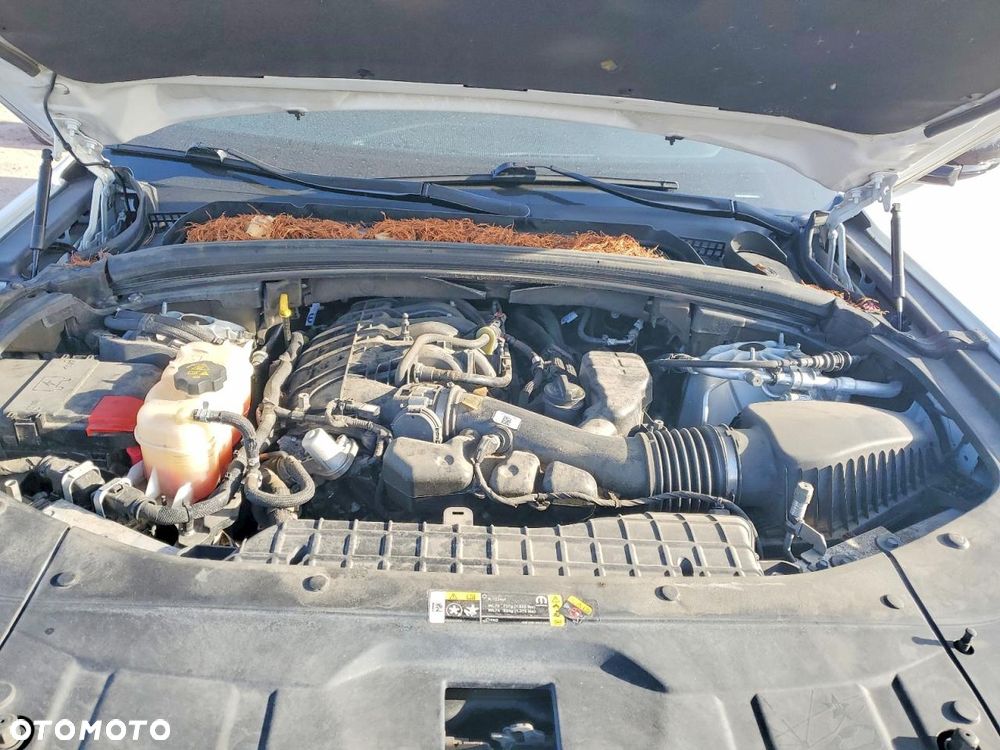 Jeep Grand Cherokee - 12