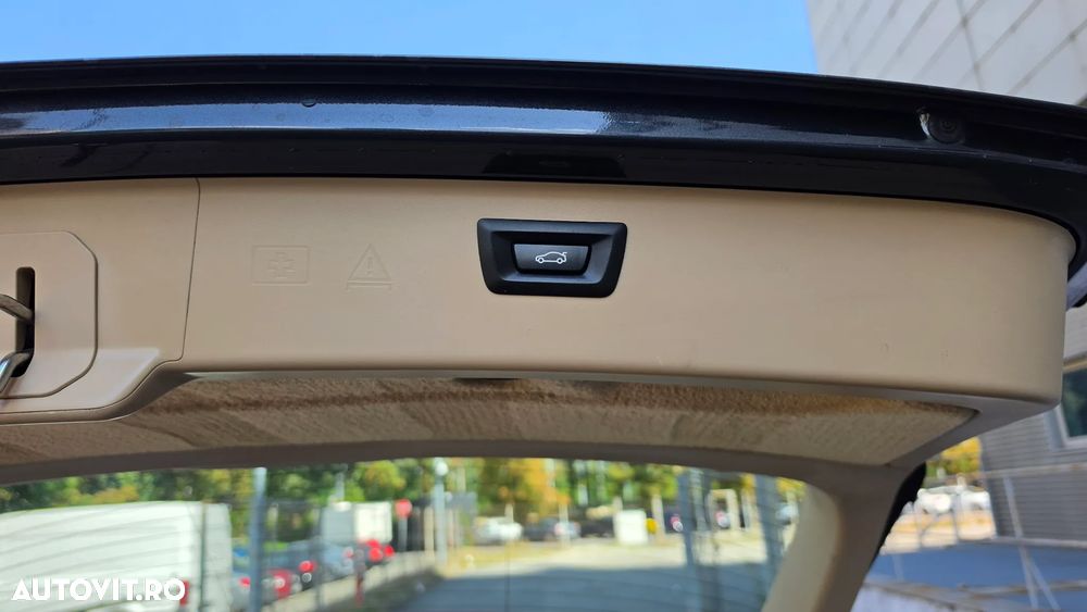 BMW Seria 5 520d xDrive AT - 15