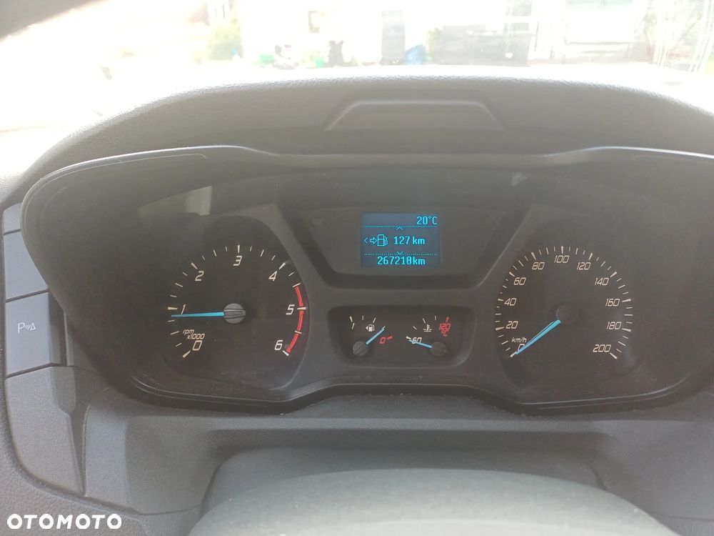 Ford Transit - 9