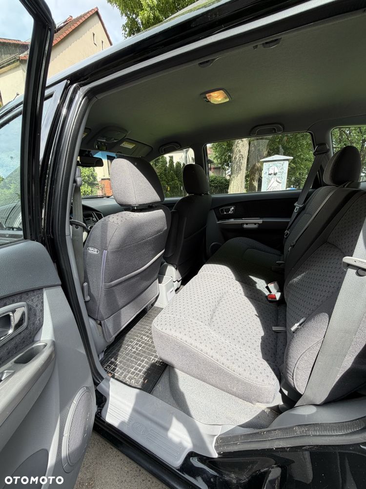 Kia Carens 2.0 EX - 20