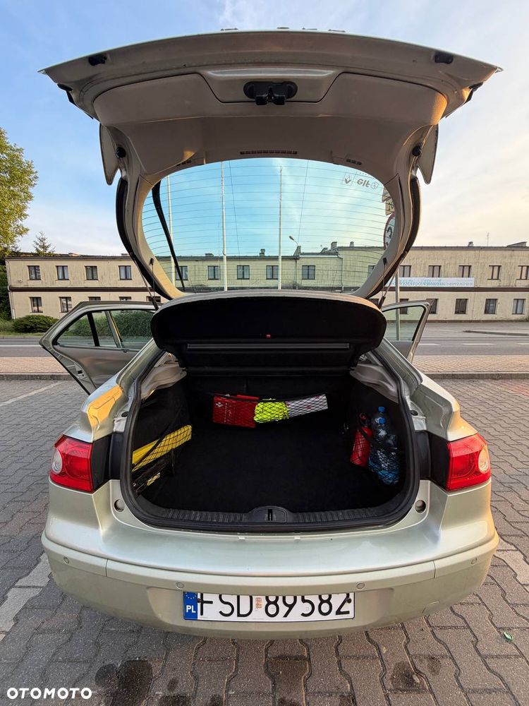 Renault Laguna 2.0T Luxe Privilege - 8