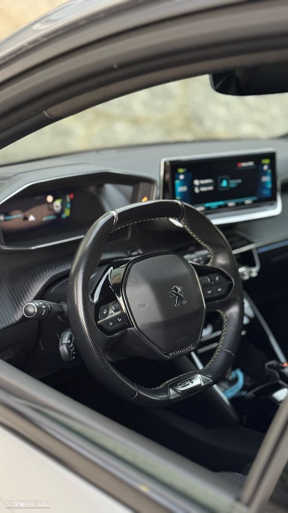 Peugeot e-208 50 kWh GT Line - 18