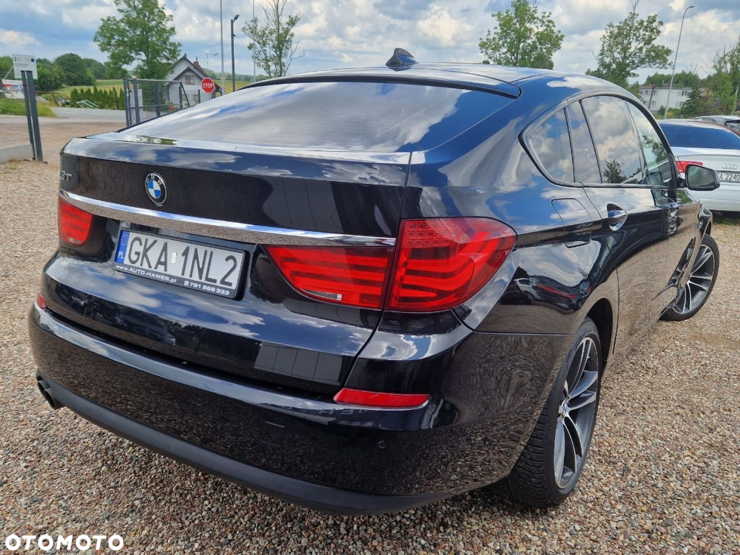 BMW 5GT - 26