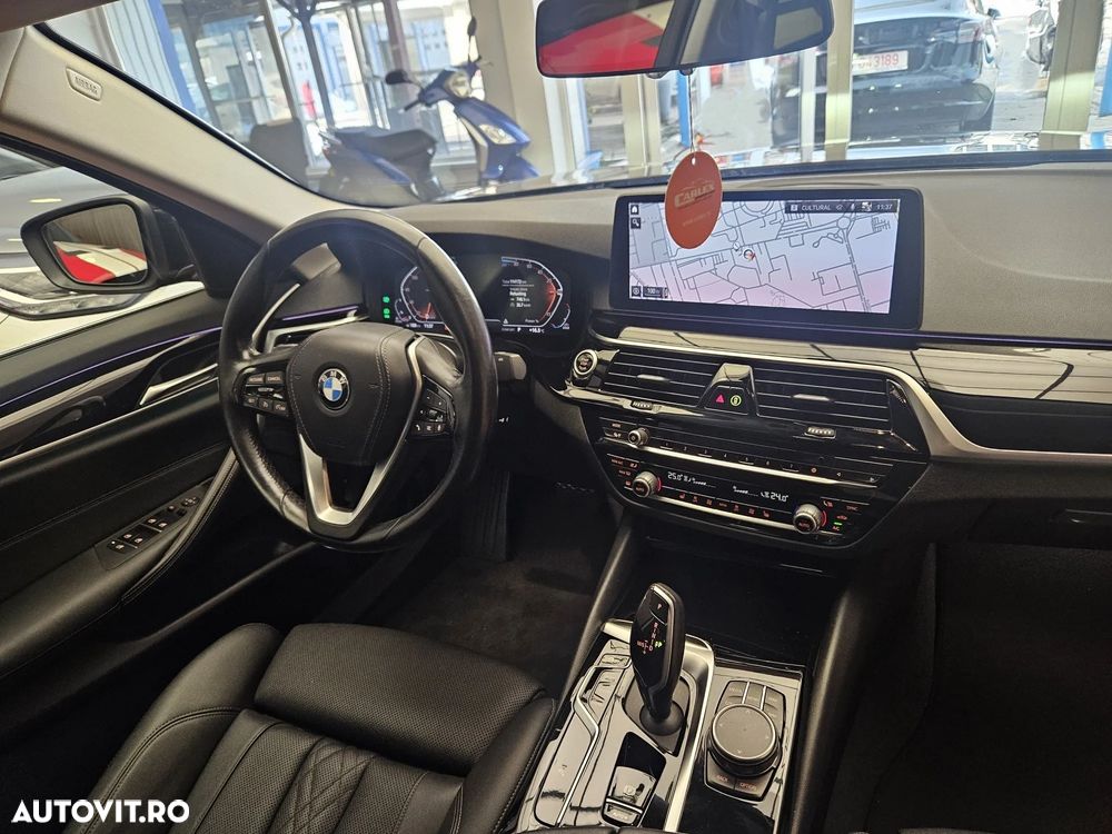 BMW Seria 5 520d xDrive AT MHEV - 18