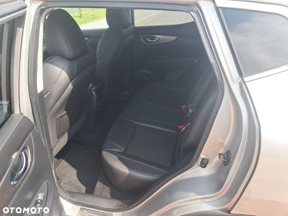 Nissan Qashqai - 12
