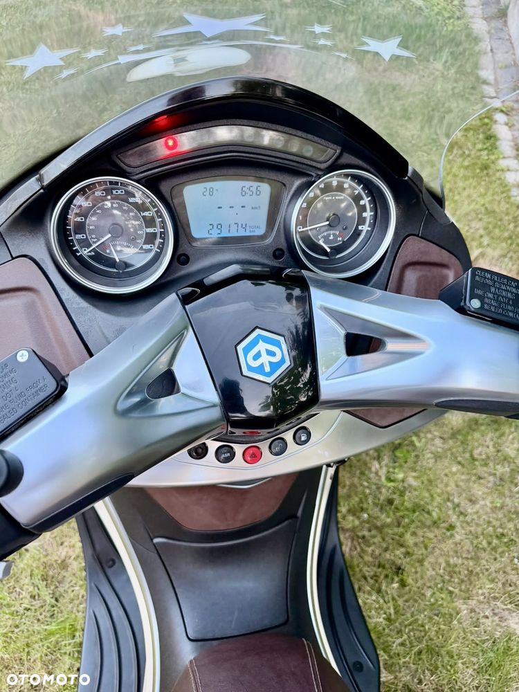 Piaggio X10 - 12