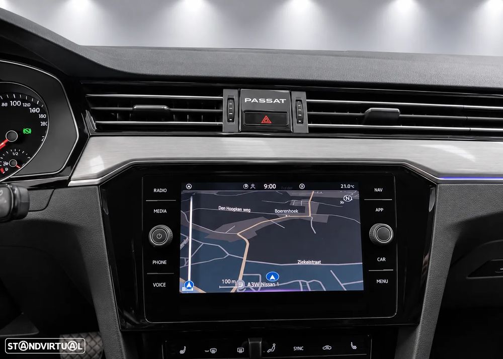 VW Passat - 13