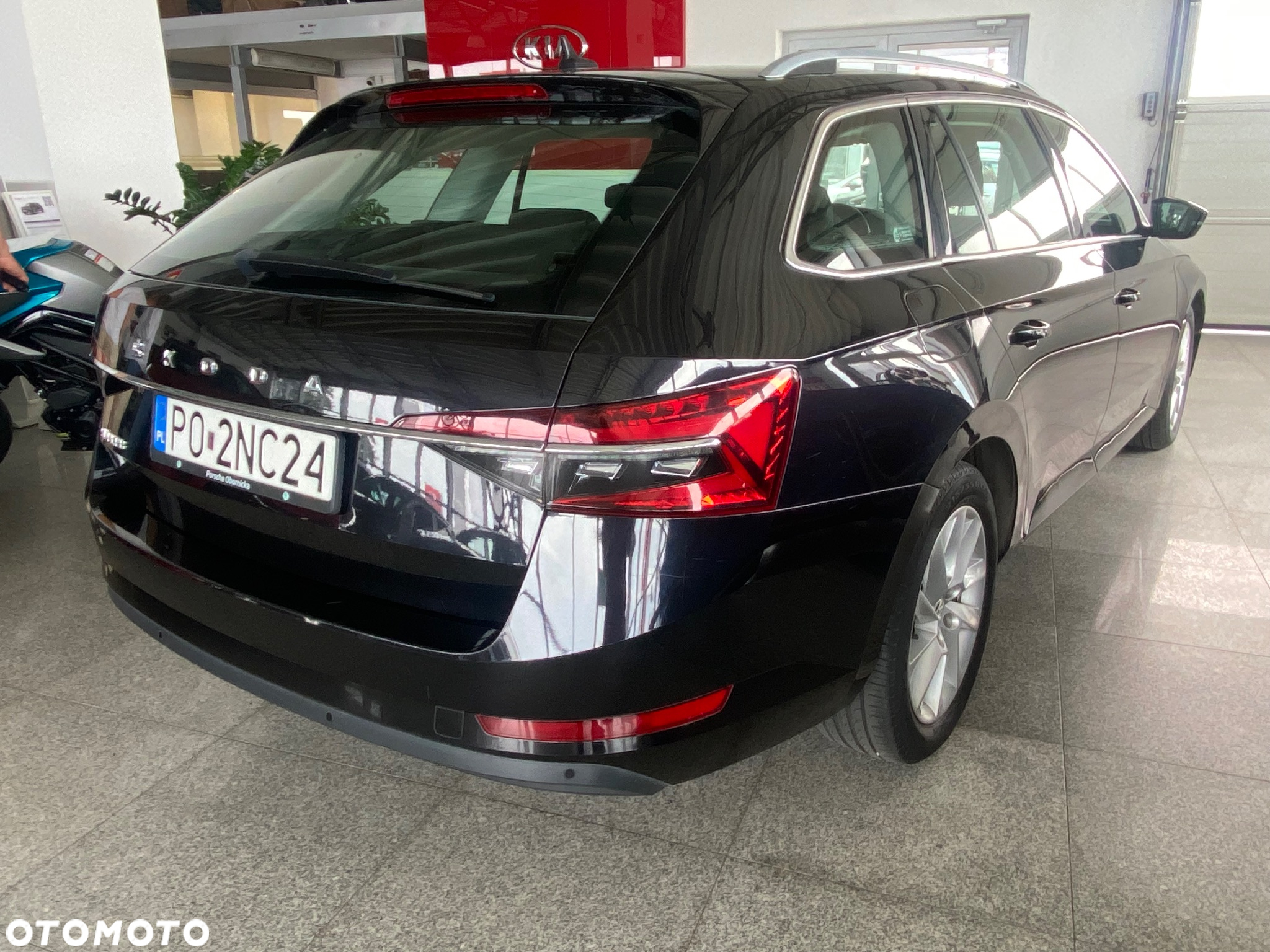 Skoda Superb 1.5 TSI ACT Ambition - 4