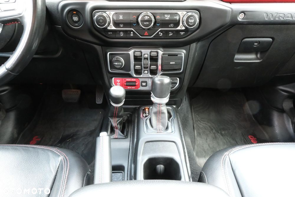 Jeep Wrangler 3.6 Unlim Rubicon - 33