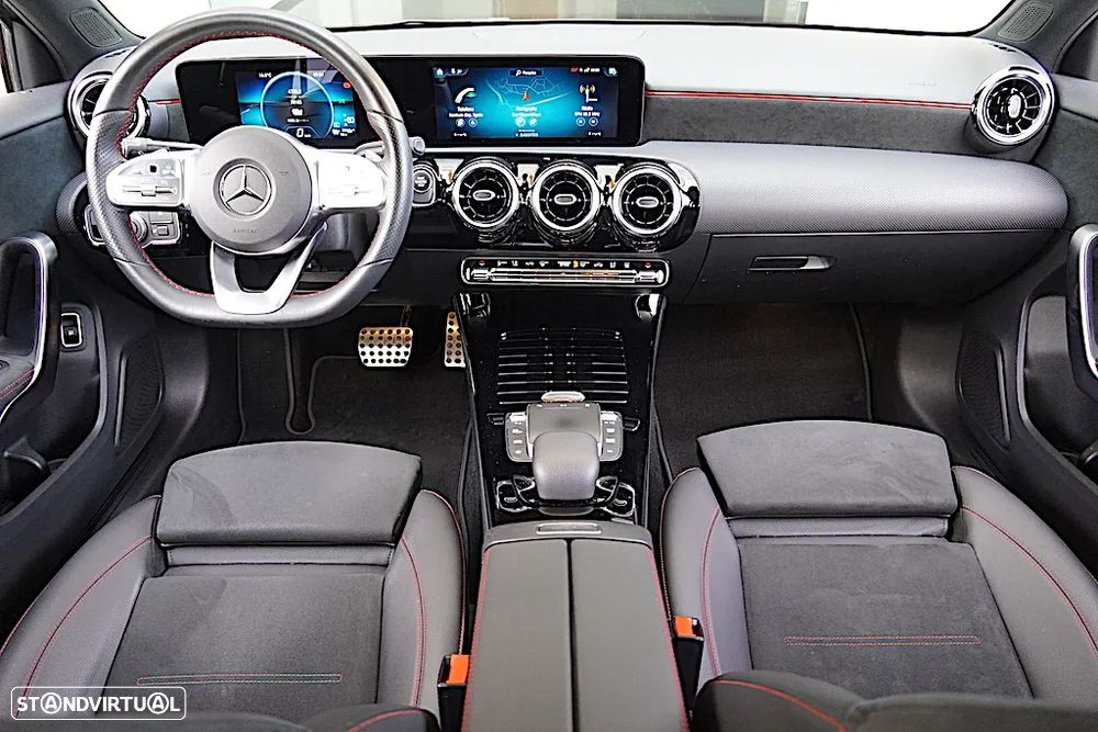 Mercedes-Benz A 250 Limousine e AMG Line - 26