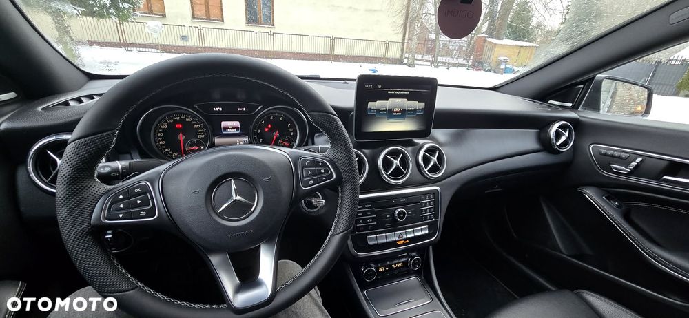 Mercedes-Benz CLA 250 4Matic 7G-DCT AMG Line - 4