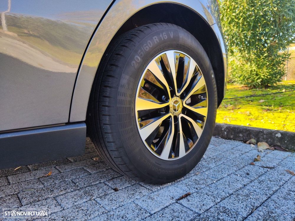 Mercedes-Benz A 200 Standard - 28