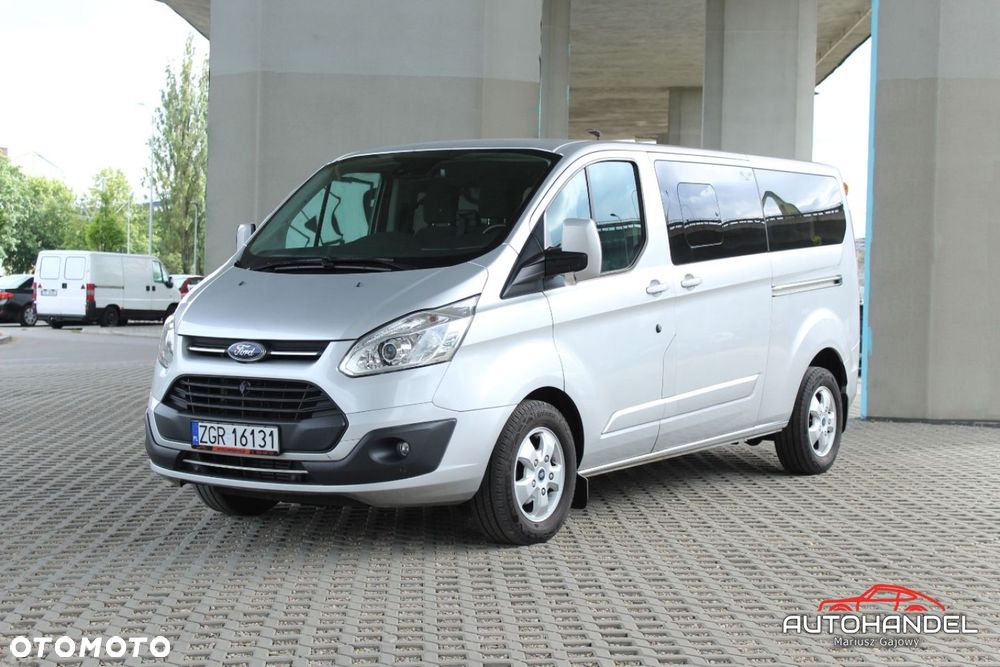 Ford Tourneo Custom - 3