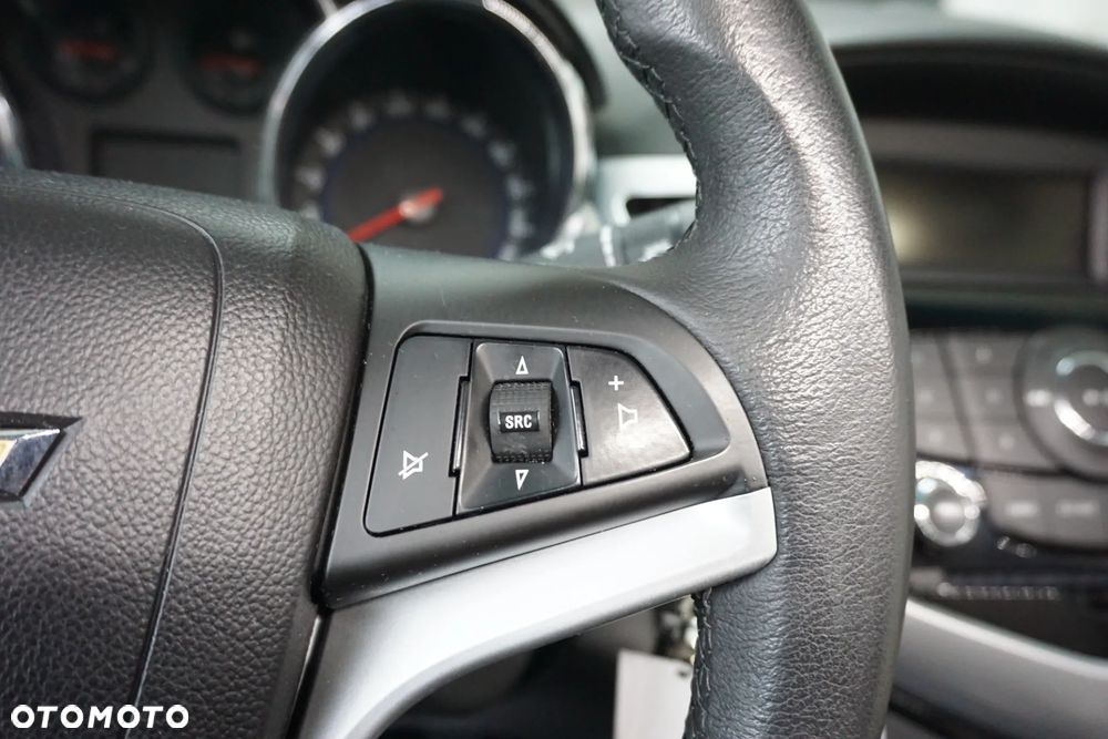 Chevrolet Cruze 2.0 D LT+ - 33