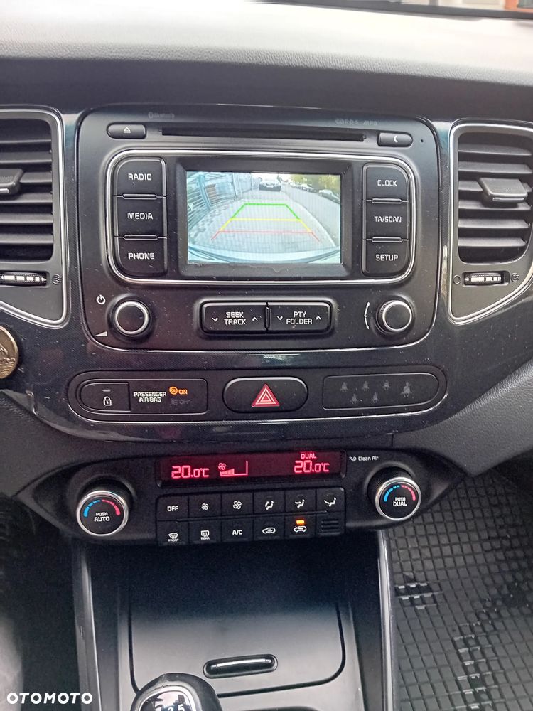 Kia Carens 1.6 GDI L 7os - 18