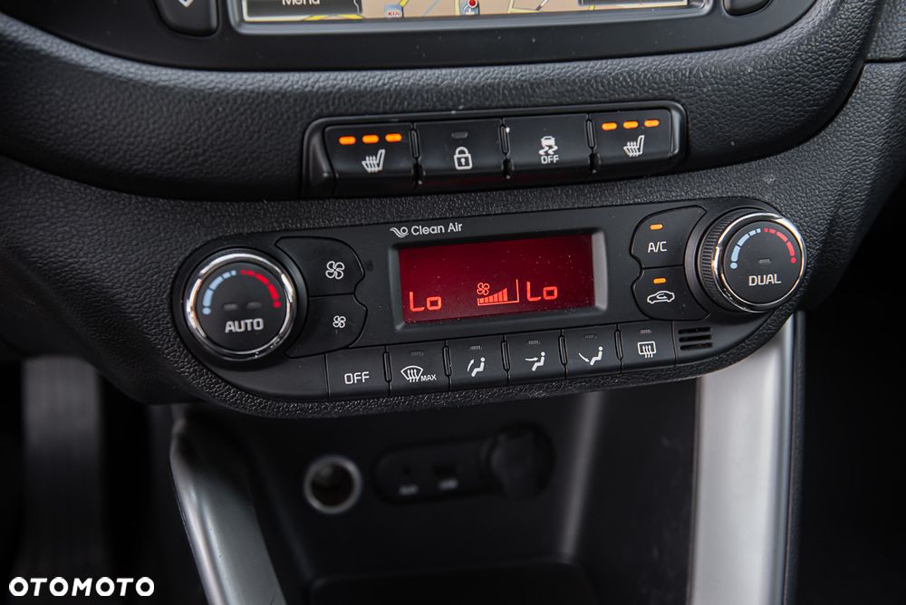 Kia Ceed 1.6 GDI Platinum Edition - 23