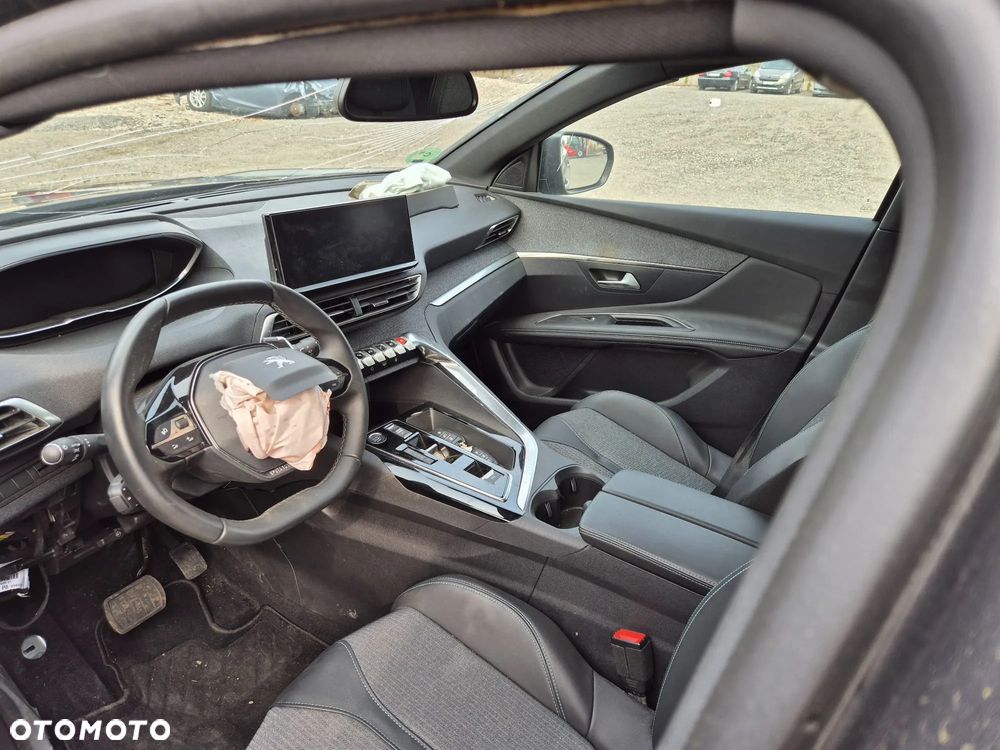 Peugeot 3008 1.2 PureTech Allure Pack S&S EAT8 - 30