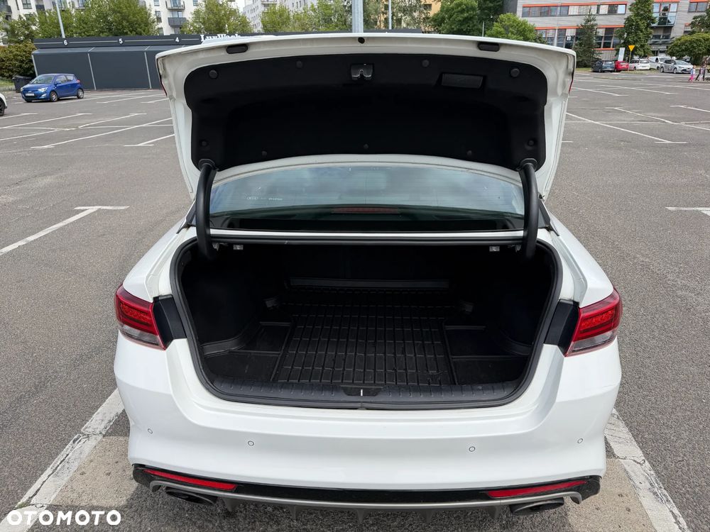 Kia Optima - 12