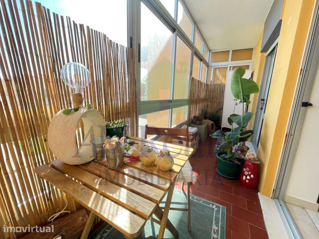 Apartamento T1 Remodelado - Junto à Praia - Grande imagem: 3/6