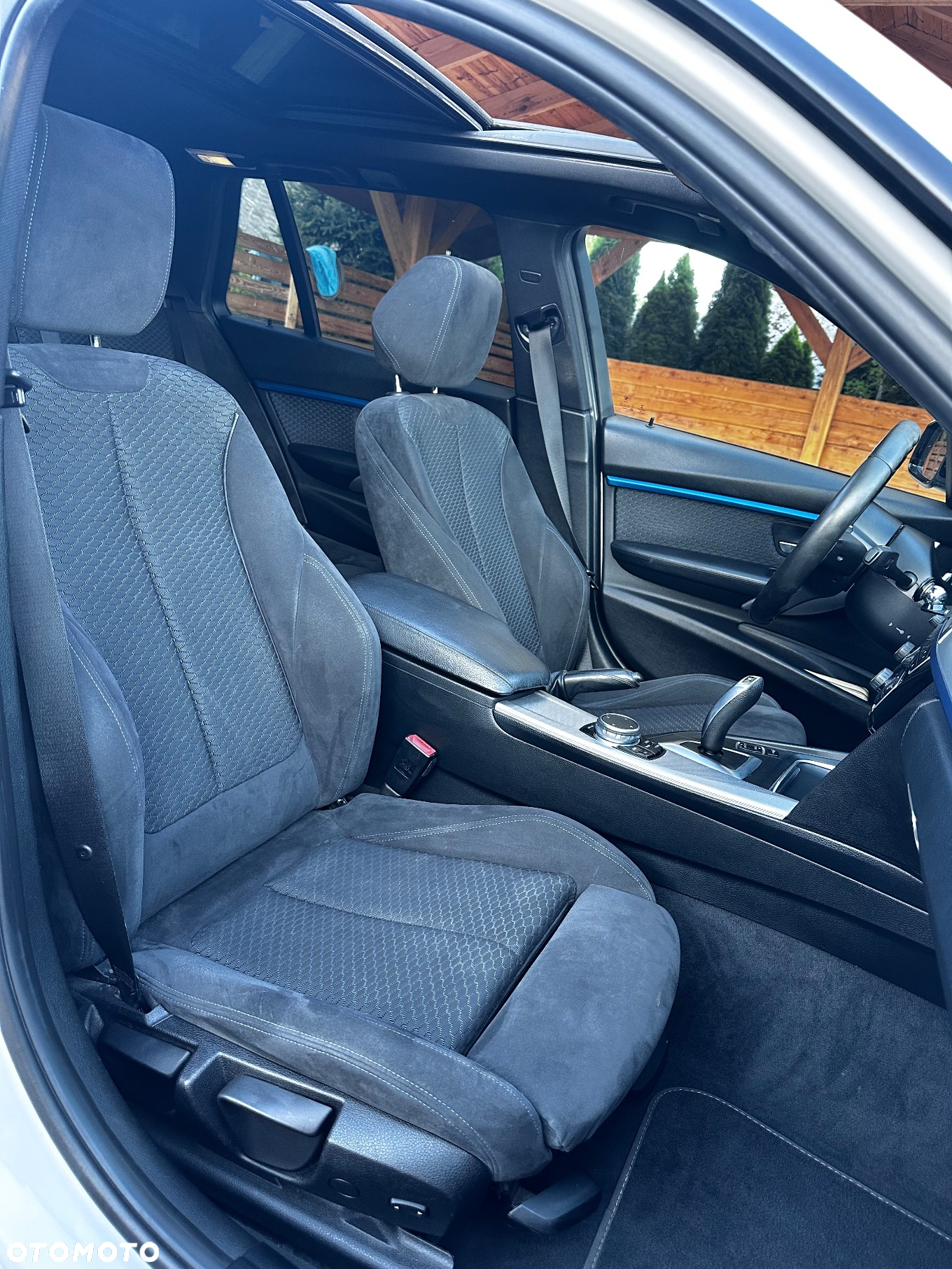 BMW Seria 3 318d Touring Edition M Sport Shadow - 25