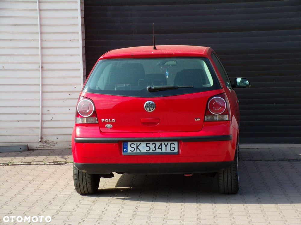 Volkswagen Polo 1.4 16V Comfortline - 8