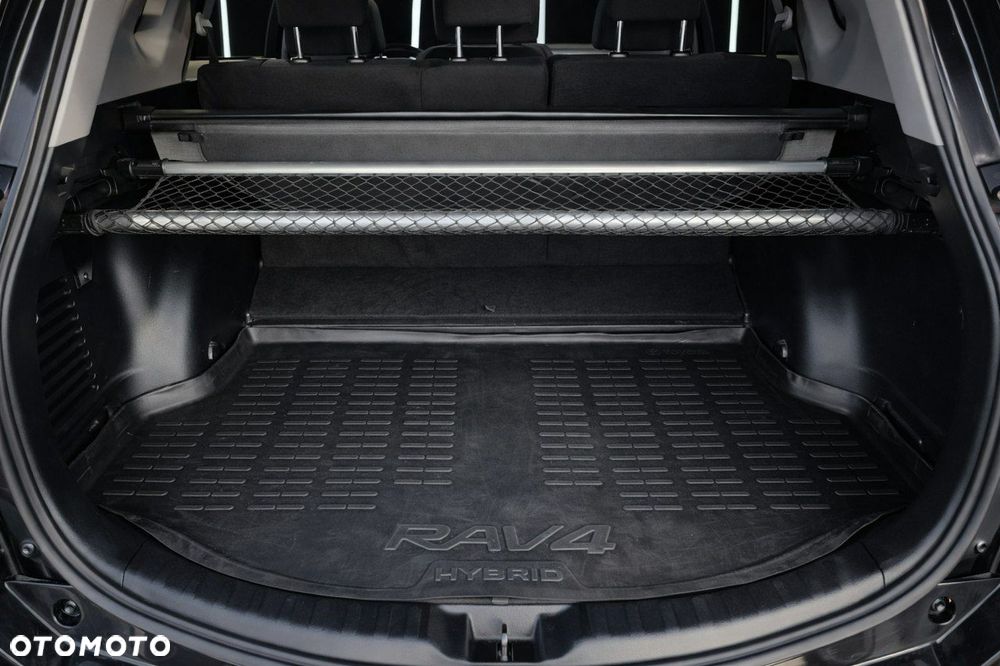 Toyota RAV4 - 17